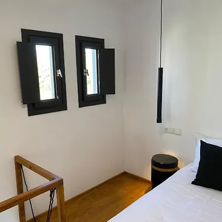 Agrabely & Apartment